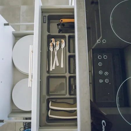 Abracadabra 公寓 乌斯特龙