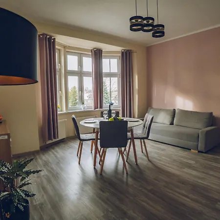 Kamienica 6 Apartamenty Ustron * Ustron